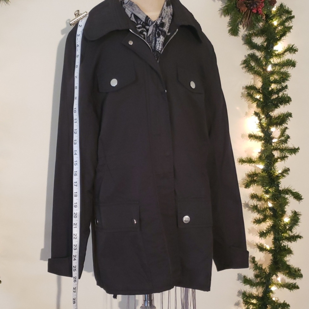 Fall/Spring coat - Picture 2 of 7